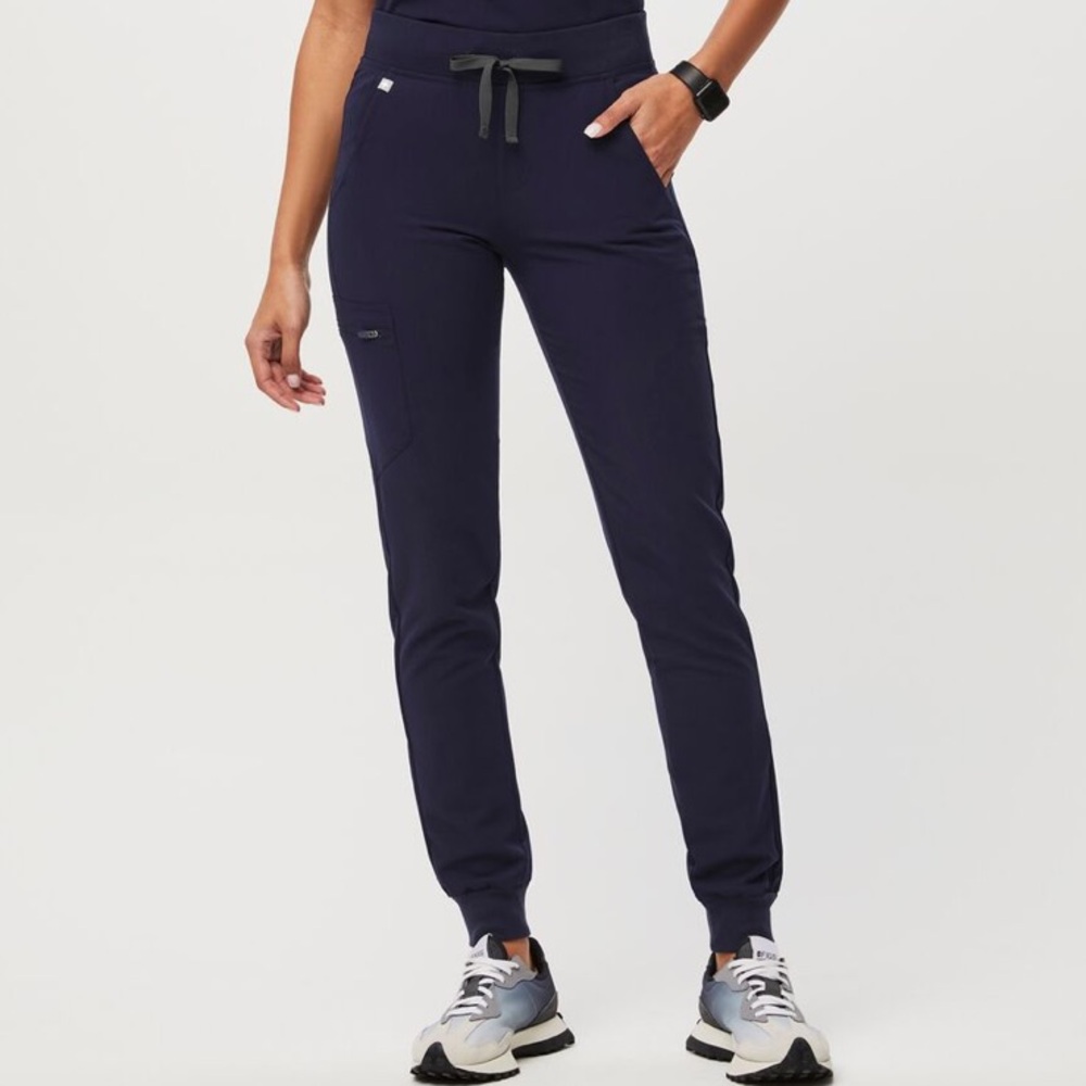 Figs Zamora Jogger Scrub Bottoms